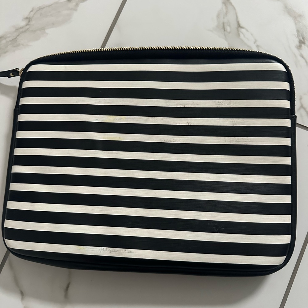Kate Spade Computer Bag - Picture 3 of 3